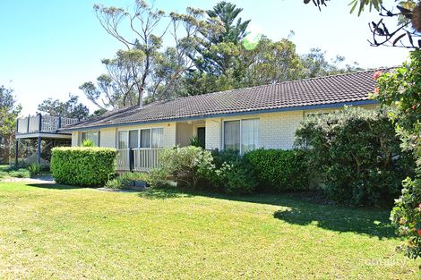 Property photo of 95 The Boulevarde Hawks Nest NSW 2324