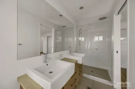 Property photo of 7 Beale Street West Gladstone QLD 4680