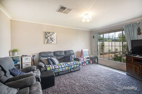 Property photo of 2/115 Armadale Road Rivervale WA 6103