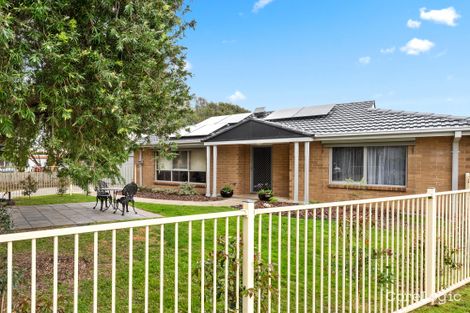 1/3 Gold Ct, Hastings, VIC 3915