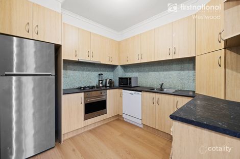 Property photo of 15/5 Tower Road Werribee VIC 3030