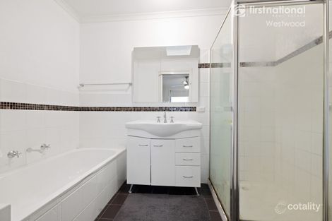 Property photo of 15/5 Tower Road Werribee VIC 3030