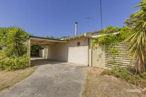 Property photo of 21 Frigate Crescent Yanchep WA 6035