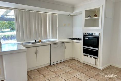 Property photo of 24 Casuarina Drive Halls Head WA 6210