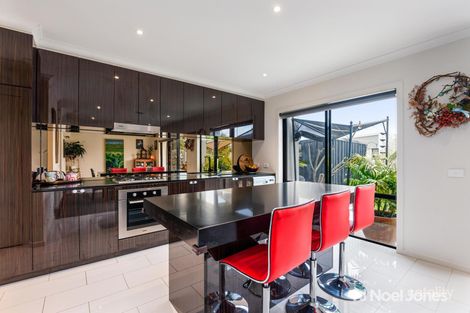 Property photo of 27 Bardaster Boulevard Chirnside Park VIC 3116