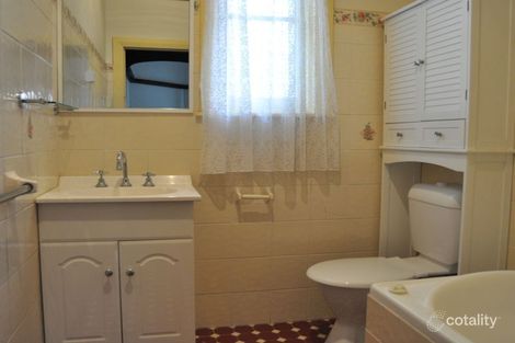 Property photo of 226 Peel Street Bathurst NSW 2795