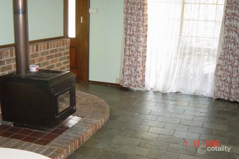 Property photo of 6 Alexandra Street Hall ACT 2618