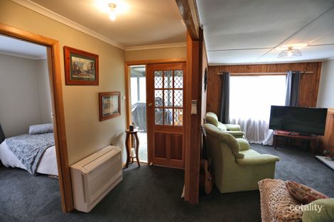Property photo of 18 Main Street Currie TAS 7256