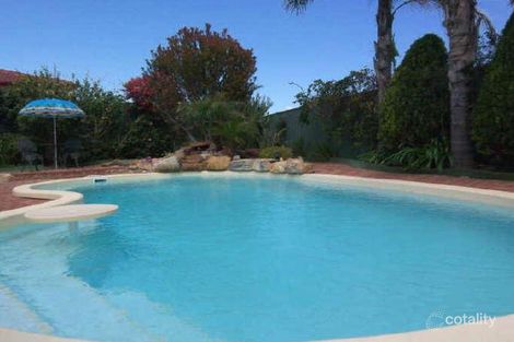 Property photo of 36 Tennyson Avenue Halls Head WA 6210