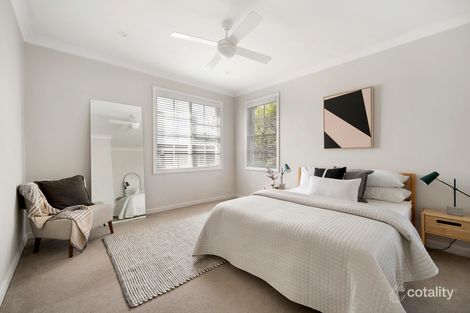 Property photo of 35 Sugarloaf Crescent Castlecrag NSW 2068