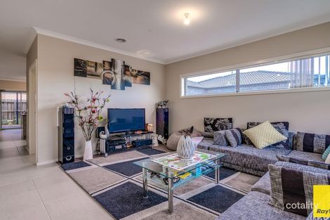 Property photo of 2/8 Craig Close Truganina VIC 3029