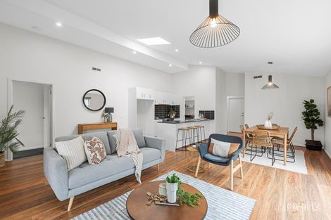 Property photo of 8 Limpet Circuit Point Lonsdale VIC 3225