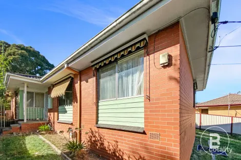 9 Mason Ct, Golden Point, VIC 3350