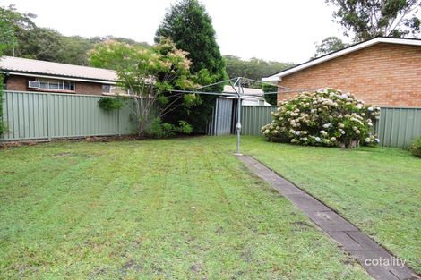 Property photo of 2/4 Kalawarra Road Wyoming NSW 2250