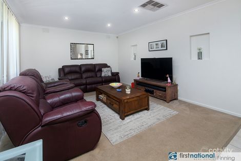 Property photo of 144 Endeavour Drive Cranbourne North VIC 3977