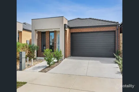 13 Myna Way, Armstrong Creek, VIC 3217
