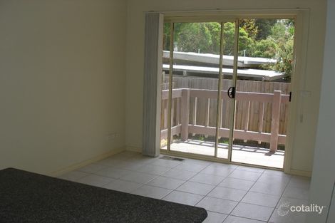 Property photo of 2/10 Souter Street Eltham VIC 3095
