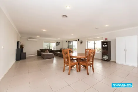 Property photo of 15 Jonah Parade Deer Park VIC 3023