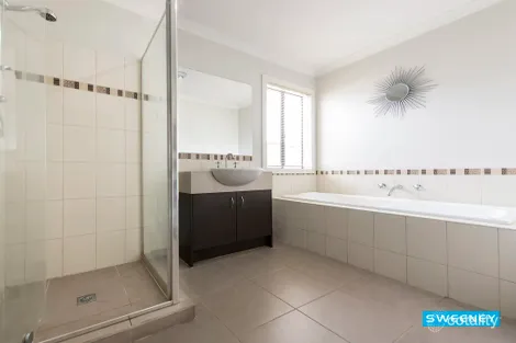 Property photo of 15 Jonah Parade Deer Park VIC 3023