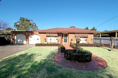 63 Cutler Ave, Kooringal, NSW 2650