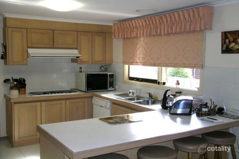 Property photo of 18 Arnhem Court Rowville VIC 3178