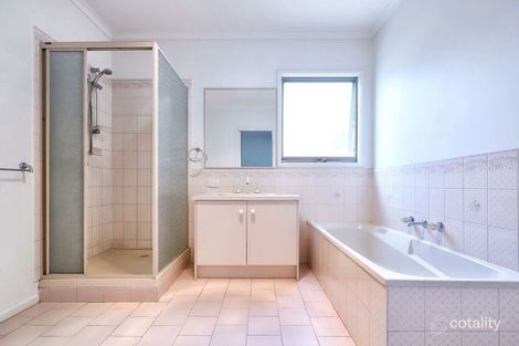 Property photo of 41 Northleigh Avenue Craigieburn VIC 3064