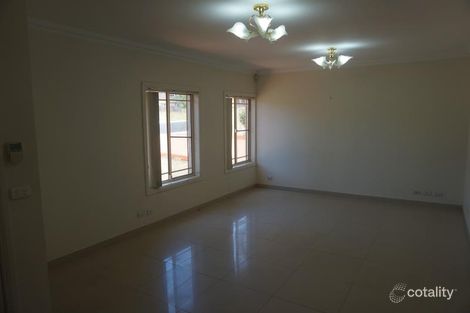 Property photo of 2/23 Carnation Avenue Casula NSW 2170