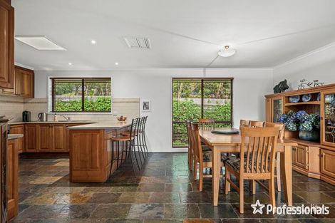 Property photo of 65 Zina Grove Mooroolbark VIC 3138
