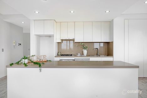 Property photo of 501/26-32 Marsh Street Wolli Creek NSW 2205