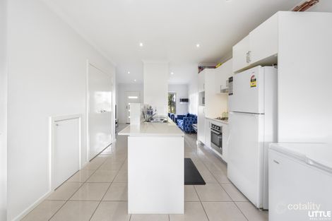 Property photo of 32 Penhall Drive Craigieburn VIC 3064