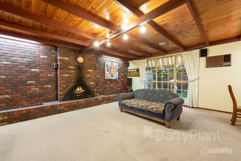Property photo of 11 Findon Court Wantirna South VIC 3152