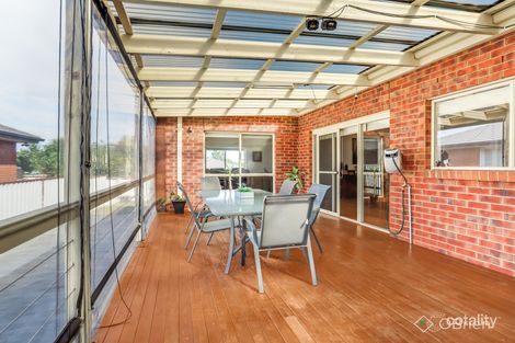 Property photo of 25 Cuthbert Drive Hillside VIC 3037