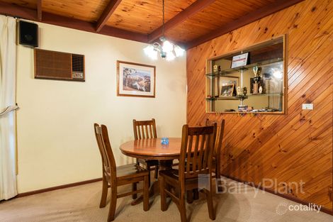 Property photo of 11 Findon Court Wantirna South VIC 3152