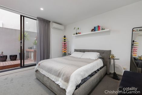 Property photo of 4/63 Ormond Esplanade Elwood VIC 3184