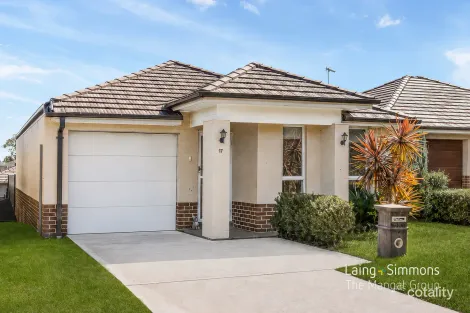 17 Latona Cres, Ropes Crossing, NSW 2760