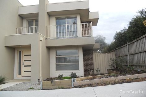 Property photo of 29 Landcox Way Caroline Springs VIC 3023