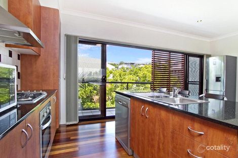 Property photo of 2/226 Stratton Terrace Manly QLD 4179