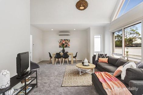 Property photo of 2/22 Fairfield Grove Caulfield South VIC 3162