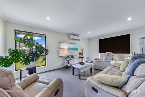 Property photo of 62 Macarthur Drive Cannonvale QLD 4802