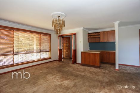 Property photo of 17 Heatherbrae Parade Orange NSW 2800