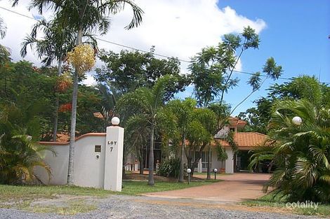 133-135 James Cook Dr, Kewarra Beach, QLD 4879