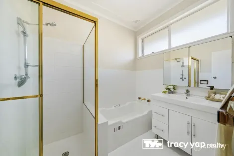 Property photo of 25 Pennant Parade Carlingford NSW 2118