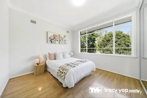 Property photo of 25 Pennant Parade Carlingford NSW 2118