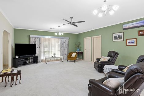 Property photo of 105 Badcoe Road Loxton SA 5333