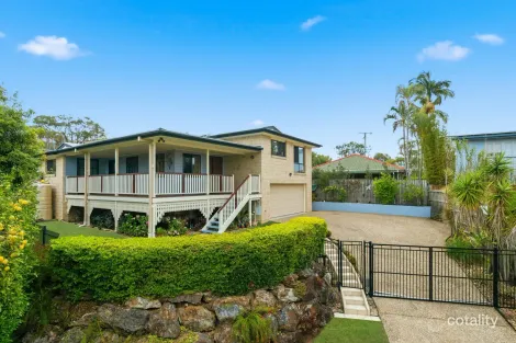 7 Buyers Cl, Seventeen Mile Rocks, QLD 4073