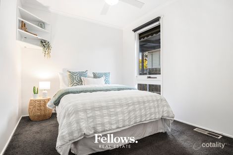 Property photo of 6 Kathryn Close Pakenham VIC 3810