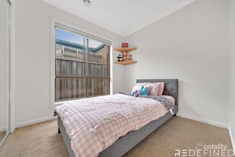 Property photo of 35 Yarradale Drive Mickleham VIC 3064
