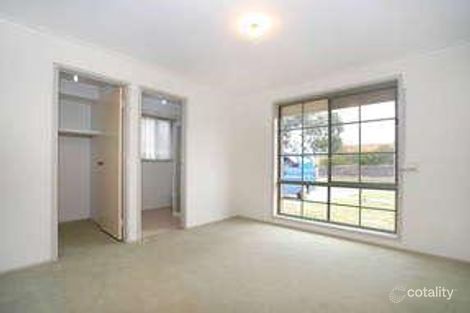 Property photo of 54 Dunbarton Drive Pakenham VIC 3810
