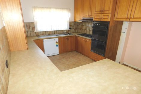 Property photo of 6 Grammar Street Wendouree VIC 3355