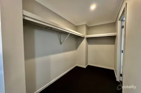 Property photo of 7 Rufous Circuit Pallara QLD 4110